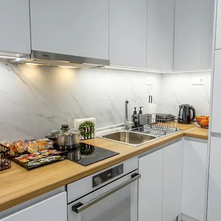 Airbnb - Bella Vista A *