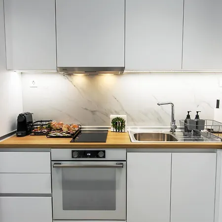 Airbnb - Bella Vista A