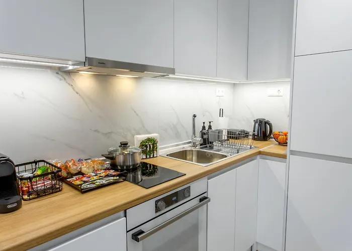 Airbnb - Bella Vista A *